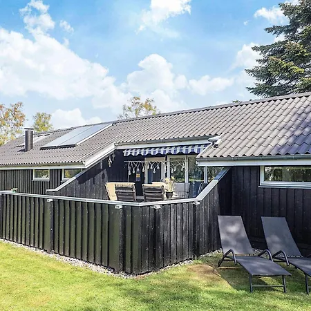 6 Person In Vaeggerlose-by Traum Ferienhaus *